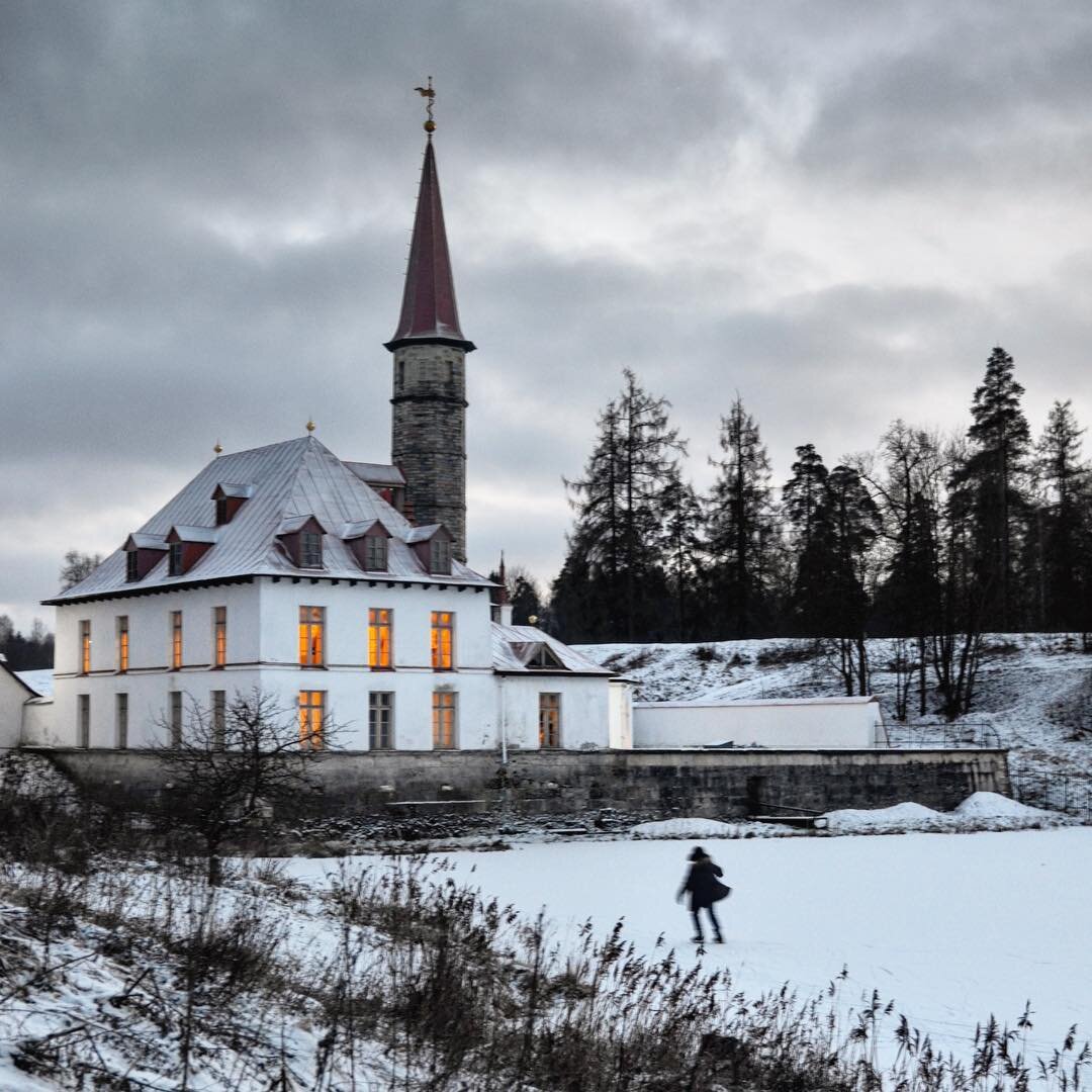 Приоратский замок