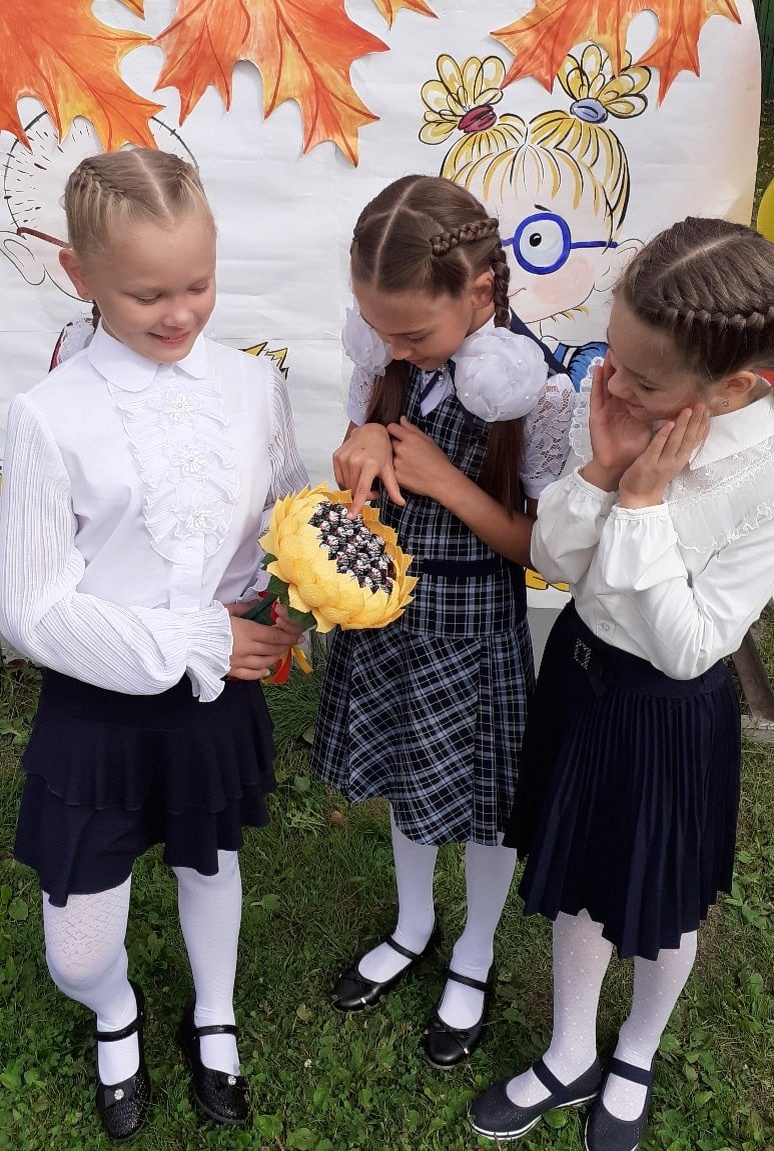 Источник: фото моих работ из альбома.