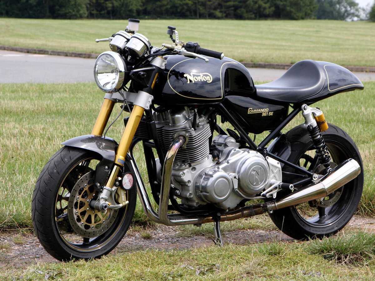 Norton Commando 750