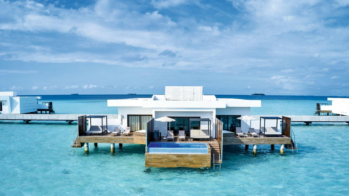 Palace maldives 5