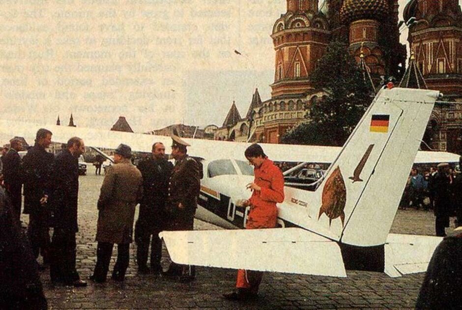 Мартиас Руст после приземления в Москве