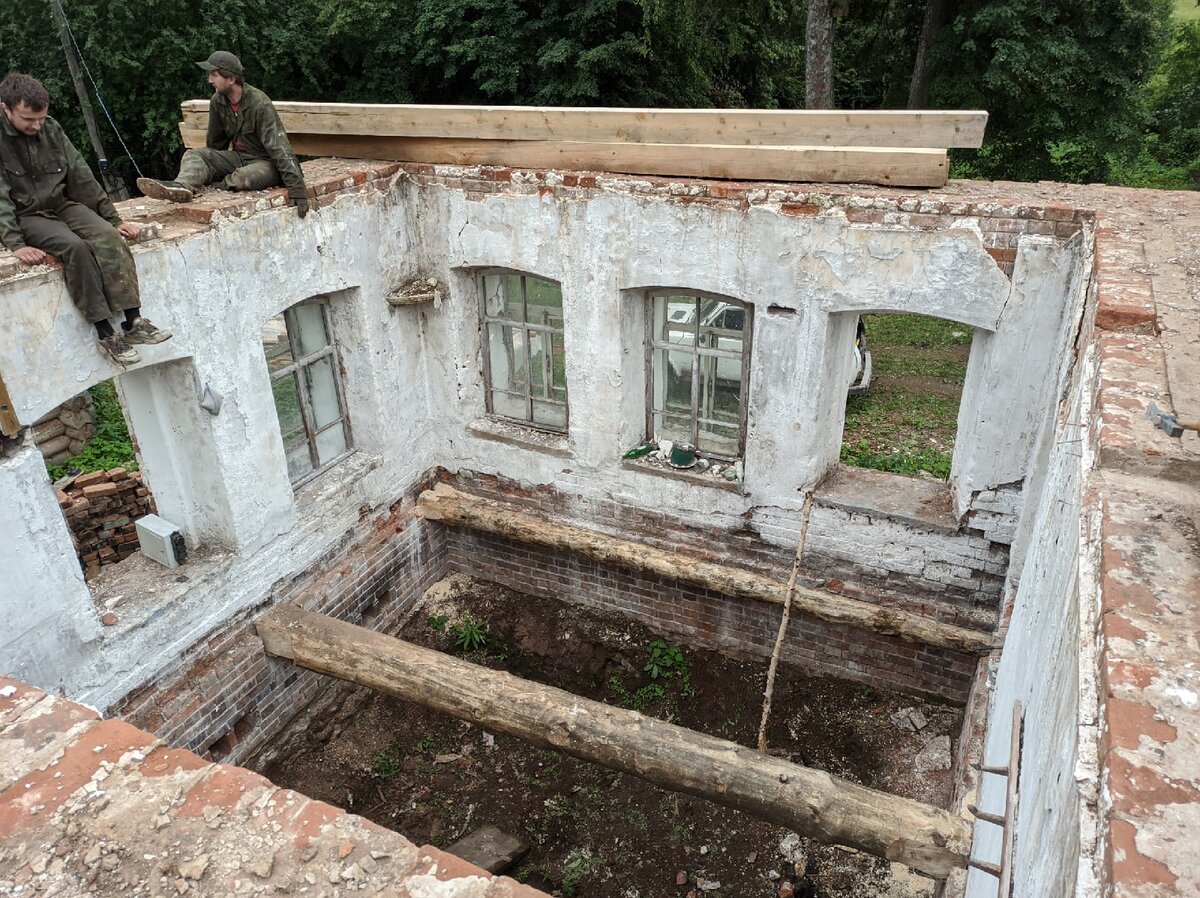 Вятский хутор ютуб новое видео. Дом прадеда Вятский Хутор. Вятский Хутор дзен. Вятский Хутор последние.