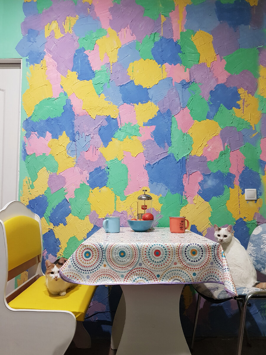 Обеденная зона на кухне в нашем каркасном доме