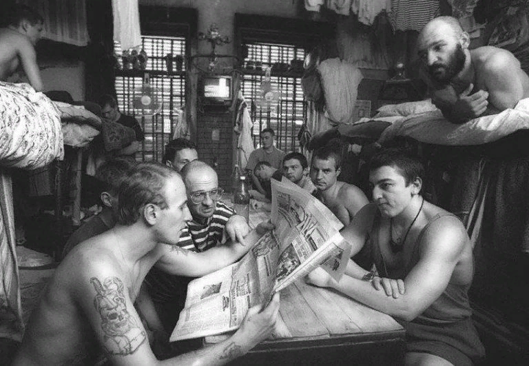 Тюремные касты. Тюремная хата. Наколки зеков. Авторитет на зоне. Петушиная хата в тюрьме.