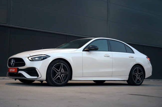 Mercedes-Benz C-Class вид сбоку