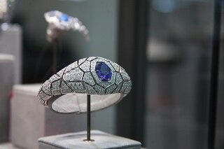 Экспонат салона, https://antiquesalon.ru/atmosfera-2021.html