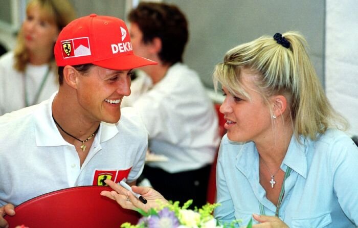 Михаэль и Коринна Шумахер. / Фото: www.thescottishsun.co.uk