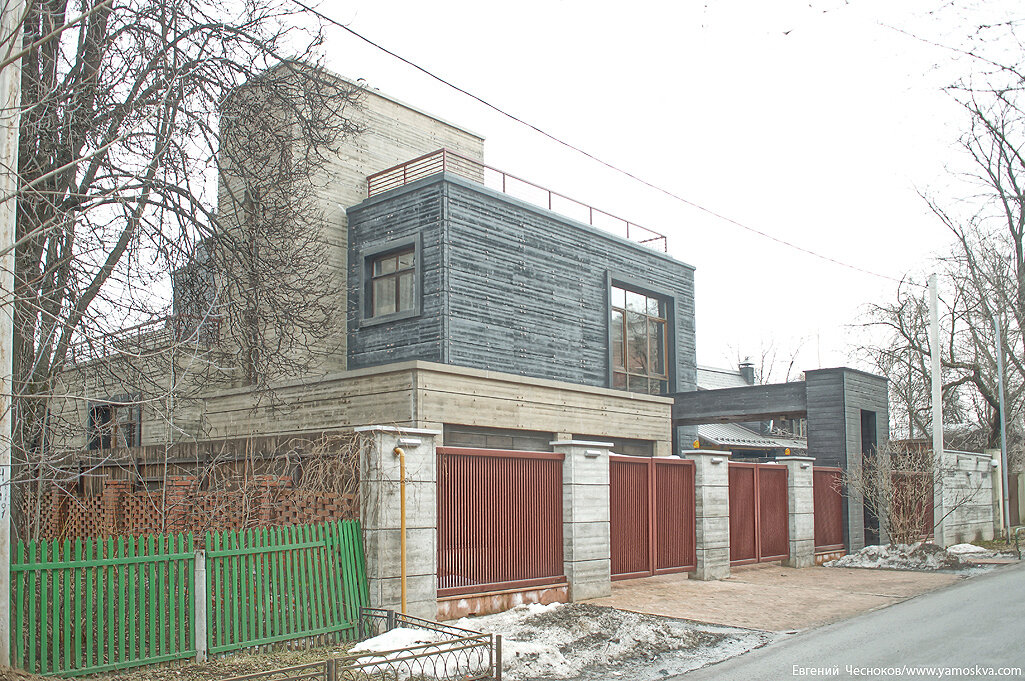 Поселок сокол квартиры. Г.Москва посёлок Сокол. Картинки домов пос.Сокол Москва. Поселок Сокол 100 лет. Поселок Сокол в Москве Сокол с домом в лапах