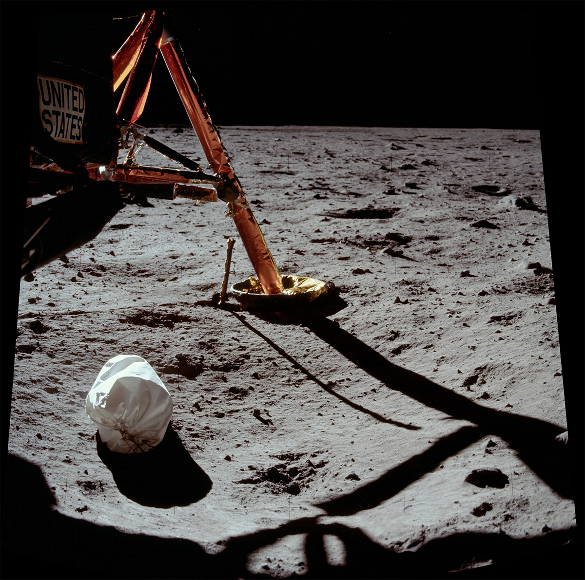 https://history.nasa.gov/alsj/a11/a11pan5850remapped.jpg