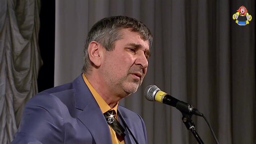 Прощальная исполняет. В гостях у Митрофановны после концерта