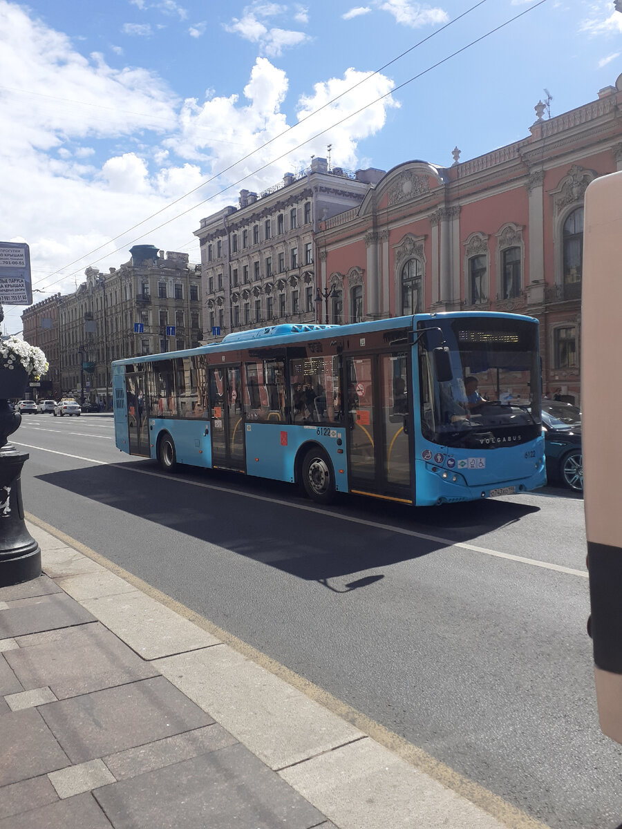 История автобусов в Питере 