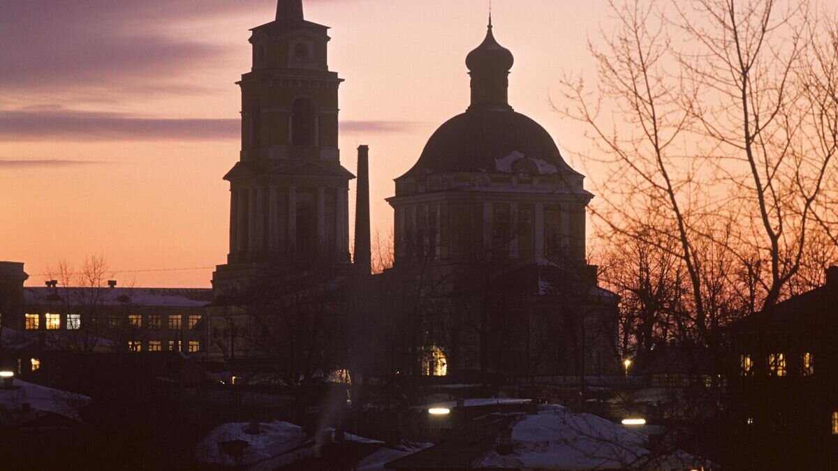    Силуэты Спасо-Преображенского кафедрального собора© РИА Новости / Валерий Шустов