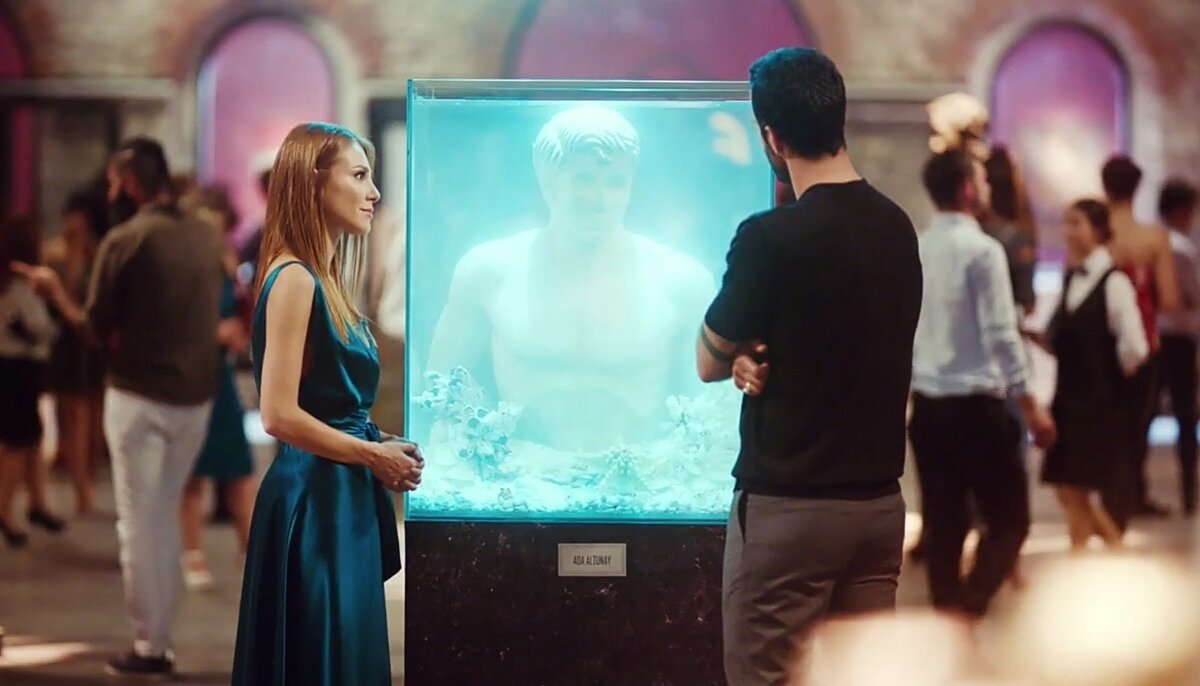 Художественное произведение Ады: объект и спора, и знакомства 