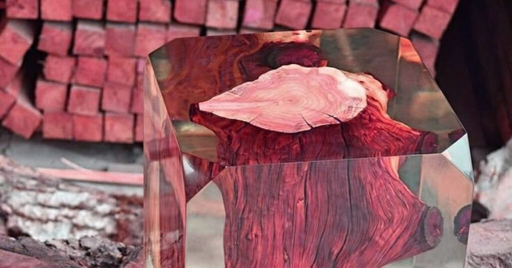 Стул из эпоксидной смолы