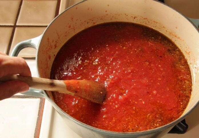 Итальянский соус из помидоров и перца на зиму к макаронам или пицце, к мясу или птице, а также для приготовления других…