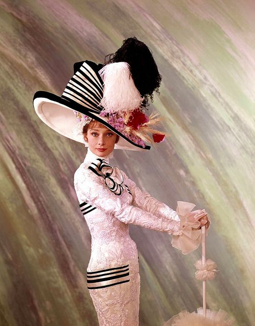 Одри Хёпберн в образе Элизы Дулиттл, Сесил Битон, 1963. (c) Warner Bros. Pictures