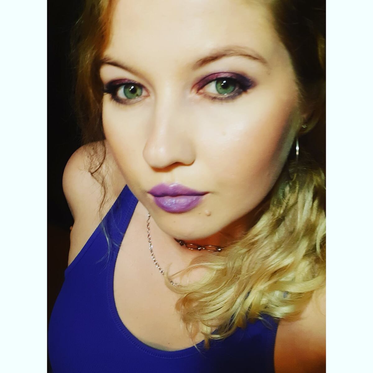 Крайнее селфи в моем смартфоне😊