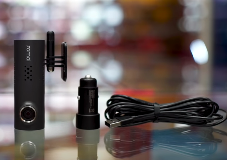 комплектация видеорегистратора Xiaomi Dash Cam 70mai