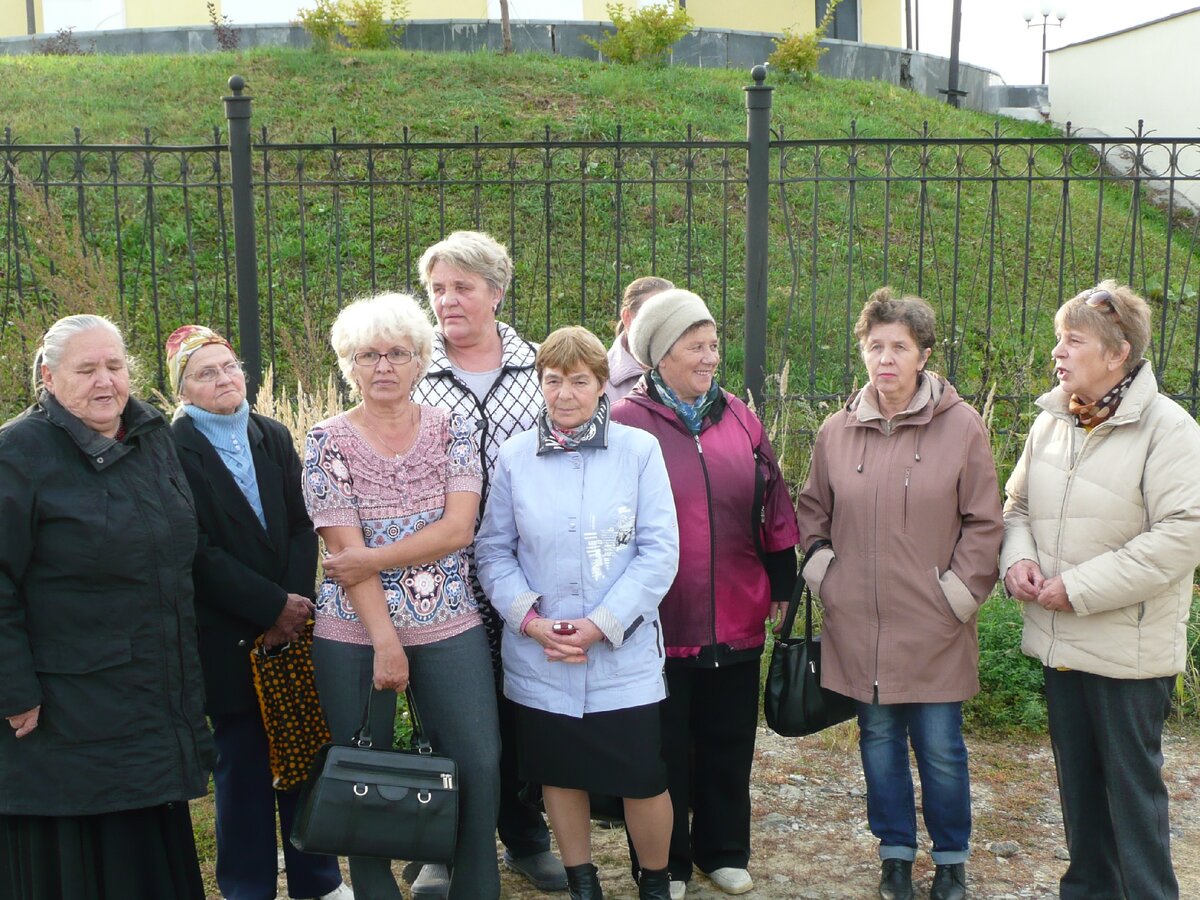 Уличный комитет в процессе решения проблем микрорайона.