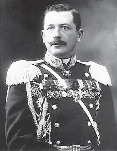 Граф Алексе́й Алексе́евич Игна́тьев (17 февраля (1 марта) 1877 — 20 ноября 1954) — русский и советский военный деятель, дипломат, советник руководителя НКИД, писатель. Генерал-майор Российской республики (1917). Генерал-лейтенант РККА (1943). 
