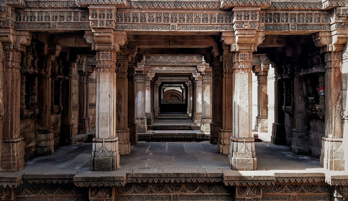 Изображение  pandav-tank-42yboRjxNdc-unsplash