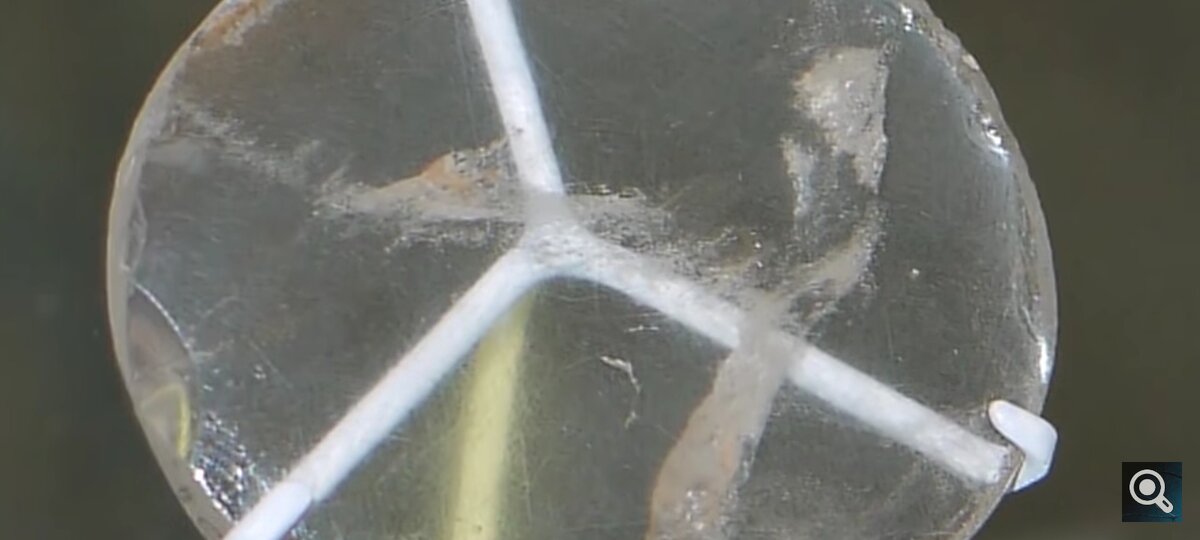 Нимрудская Линза.