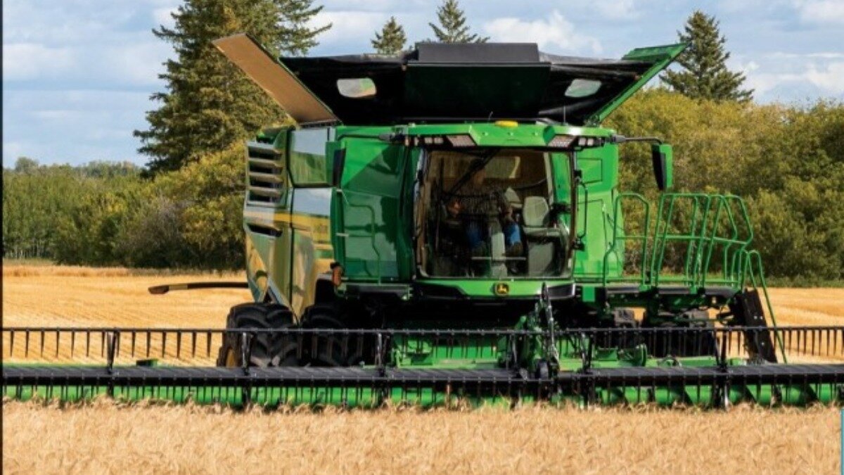 Фото: Официальный сайт John Deere. John Deere X9 1100 в поле