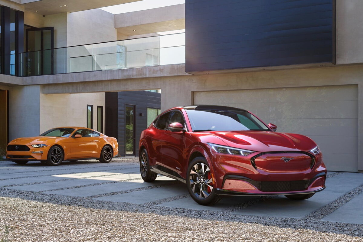 Mustang Mach-E.