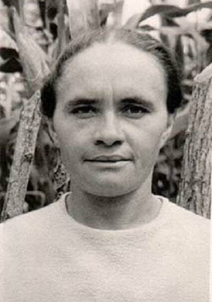 Зана снежный человек в абхазии. Абхазская зана снежный человек. Зана снежный человек в абхазии. Йети снежный человек зана и ее сын. Снежный человек зана и хвит.