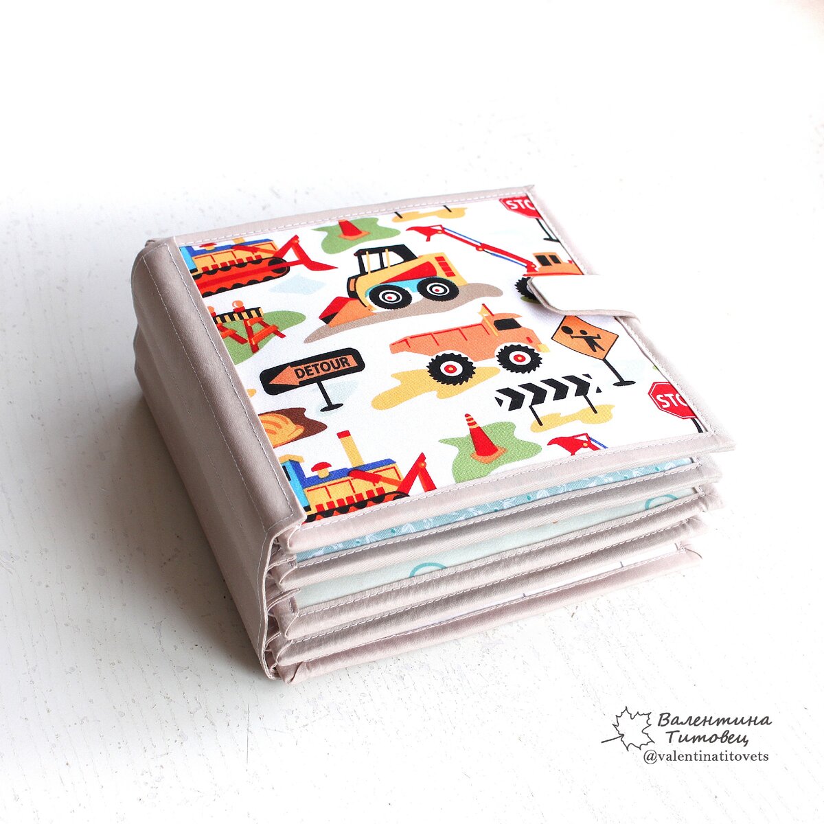 Книжка Автотранспорт, в наличии! 