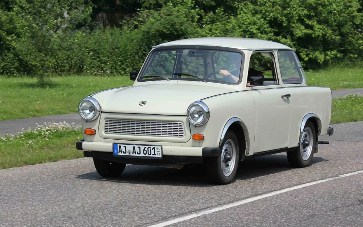 «Народный» автомобиль ГДР Trabant 601