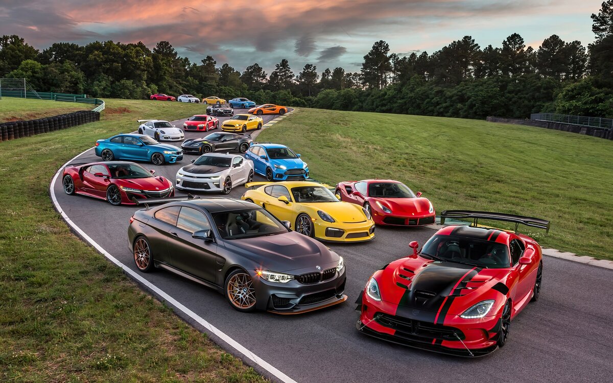 источник : https://auto.vercity.ru/autonews/62407_v_rossii_prodaetsya_giperkar_koenigsegg_agera_rs_za_10_millionov_dollarov/