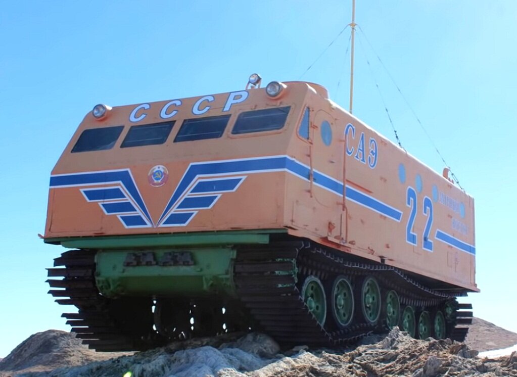 Советский Антарктический вездеход "Изделие 404 с" Харьковчанка".