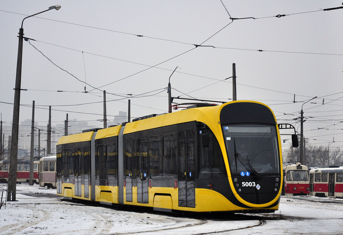 Трамвай К1Т306 от «Татры-Юг» в Дарницком трамвайном депо Киева. Источник: Александр Тарасов, transphoto.org