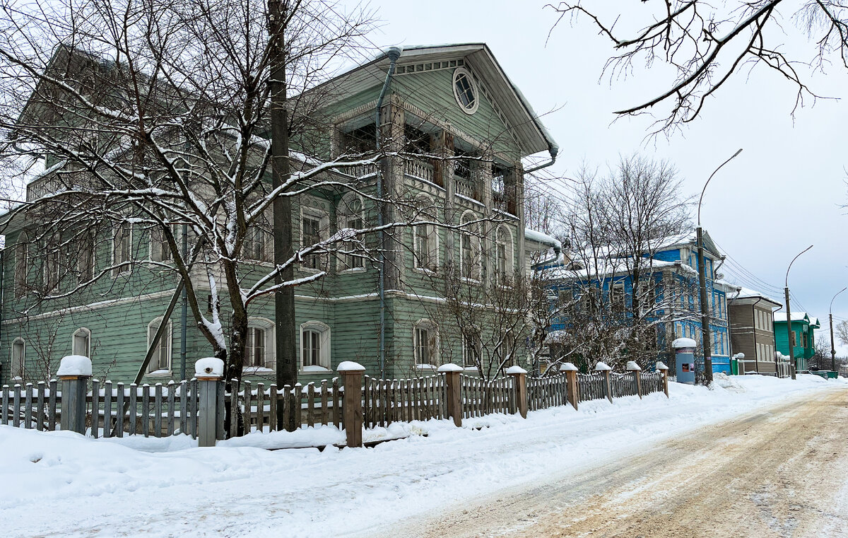 Деревянные дома являются визитной карточкой Вологды. Фото автора