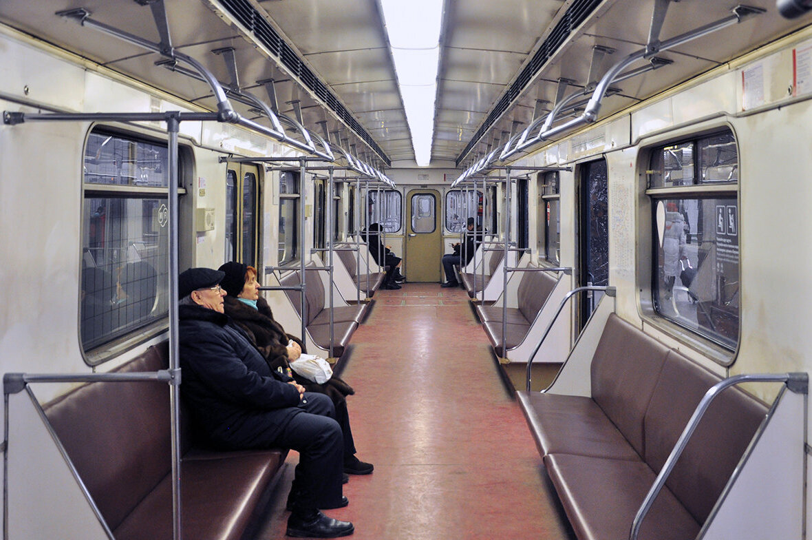 «Что будет, если остаться в вагоне метро на конечной?» — Яндекс Кью