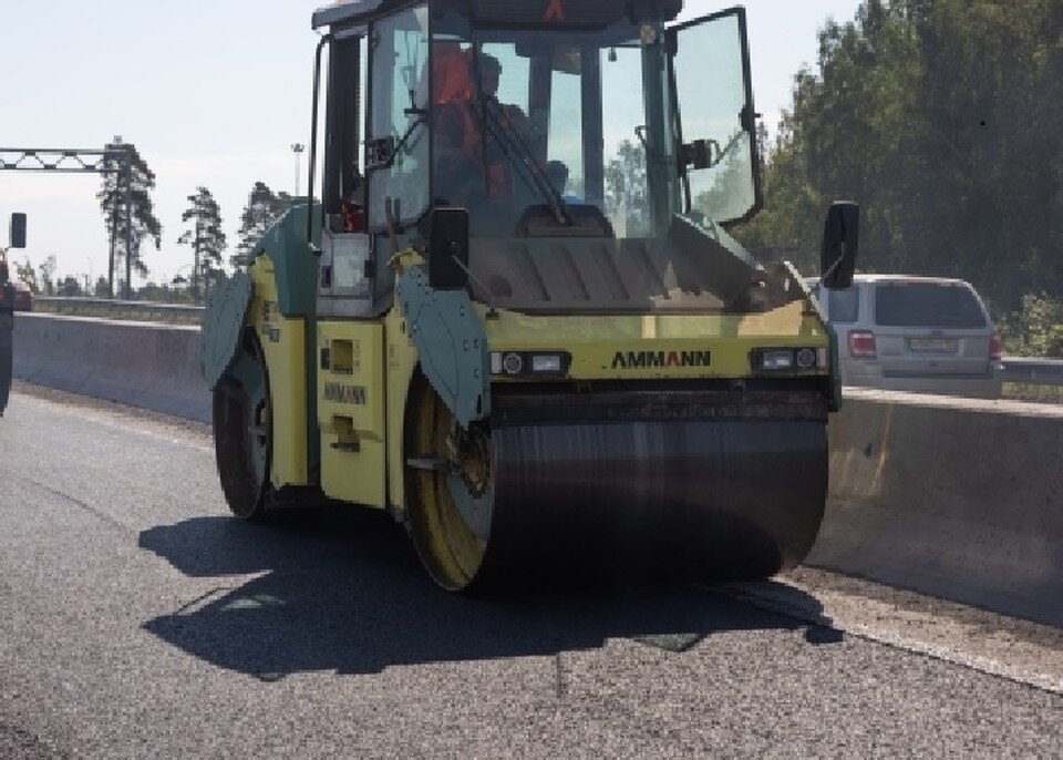     В Волгограде полным ходом идет масштабный ремонт дорог. Николай ОБЕРЕМЧЕНКО