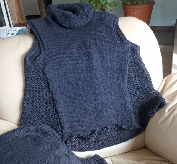 Жилет бохо с большим воротником     Что придумала - то связала