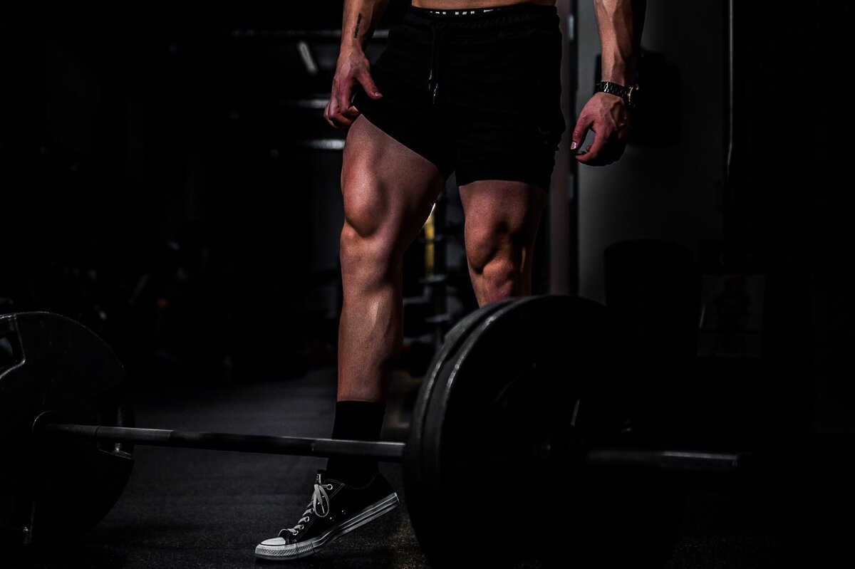     Мощь кентавра: гибридная программа дня ног для быстрого увеличения силы, массы и выносливости