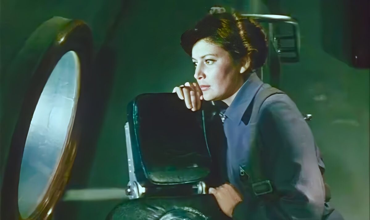 Маша Иванова - член экипажа «Сириус»