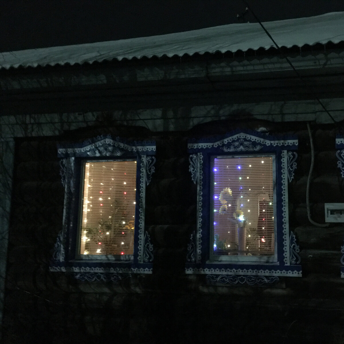 С улицы тоже неплохо смотрятся)
