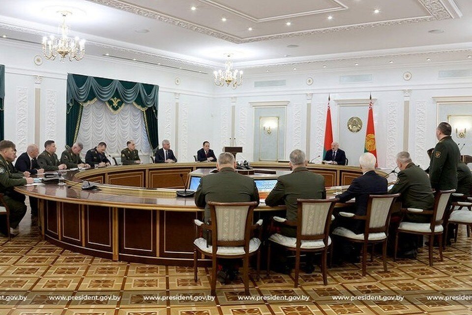     Президент Беларуси проводит совещание с силовым блоком. Фото: president.gov.by