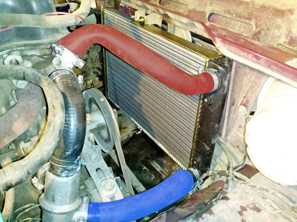 Холодный нижний патрубок радиатора