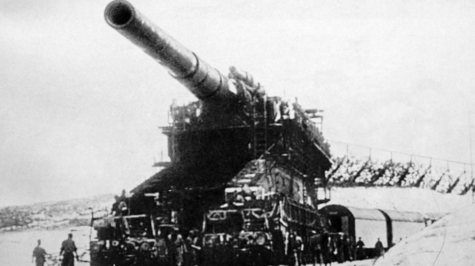 Пушка «Дора»  на железной дороге