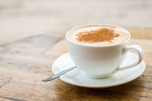 Кофе с молоком и сахаром: калорийность
