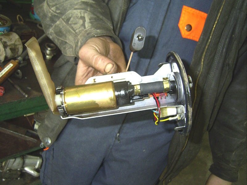 замена бензонасоса