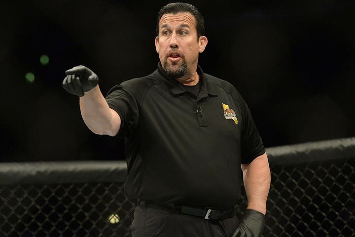 Джон Маккарти (рефери)