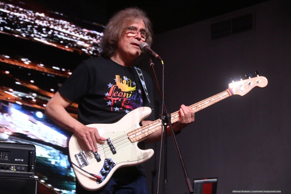 02. Леонид Воробьёв - бас, вокал

