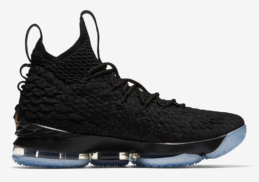 Lebron 15 hot sale black and gold