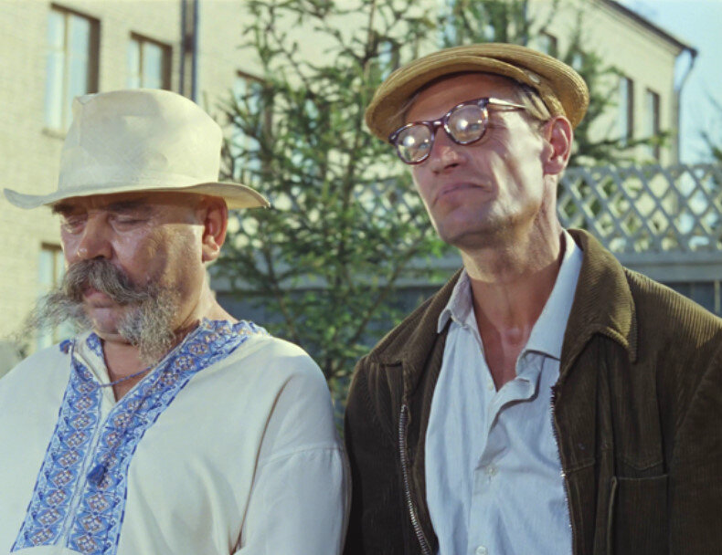 Кадр из фильма "Операция "Ы" и другие приключения Шурика"                        